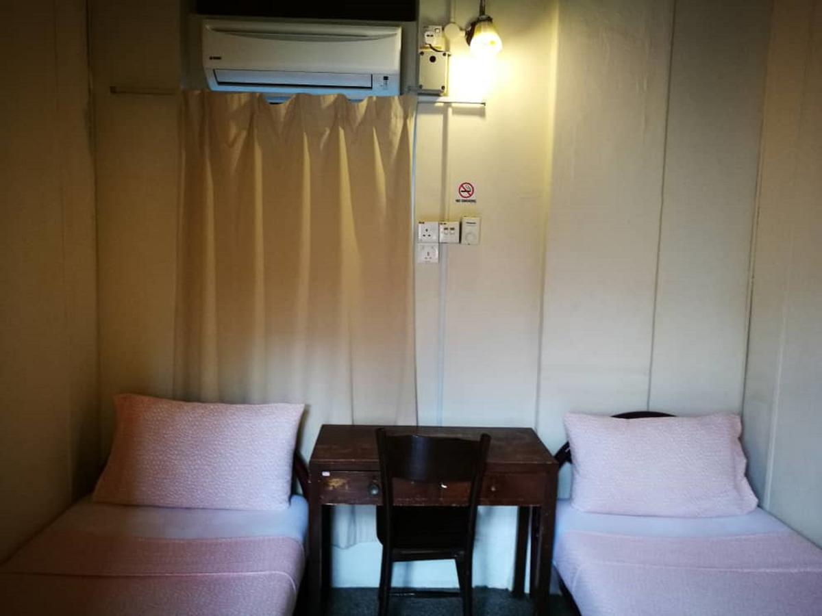 Grocer'S Inn Backpackers Guesthouse Kuala Lumpur Bagian luar foto
