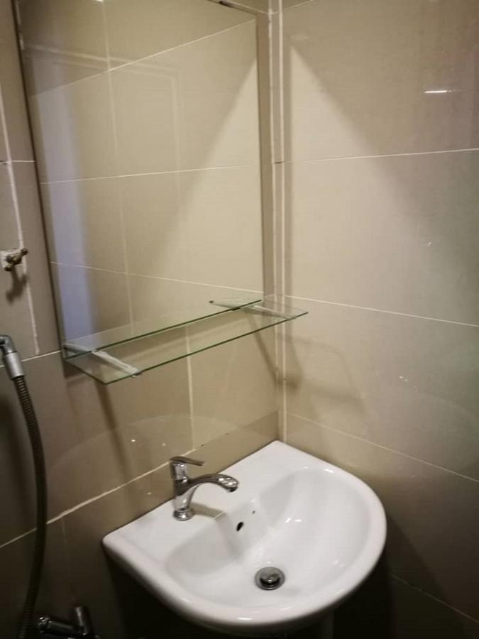 Grocer'S Inn Backpackers Guesthouse Kuala Lumpur Bagian luar foto