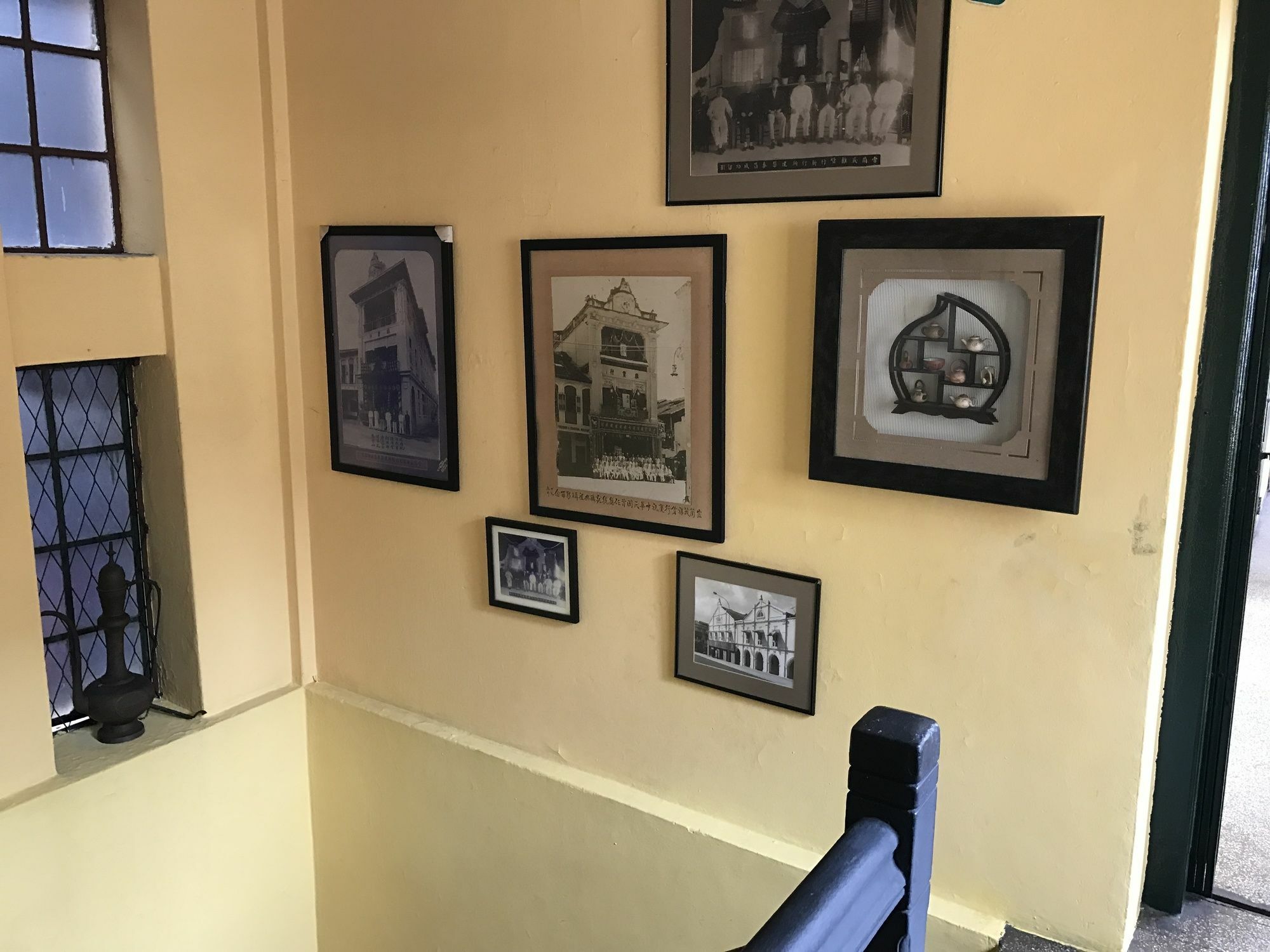 Grocer'S Inn Backpackers Guesthouse Kuala Lumpur Bagian luar foto